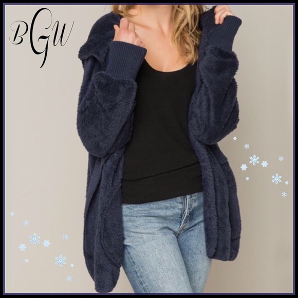 Boutique with Grace Jackets & Blazers - 5⭐️BEST SELLER Faux Fur Hooded Jacket